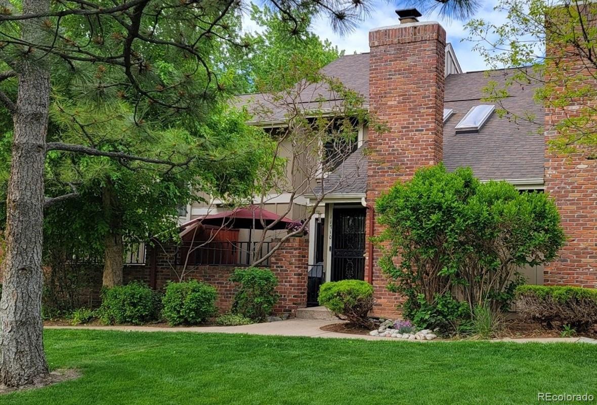Ken Caryl Littleton Condo / Townhome | MLS #: 344990711710  Elk Head Range Road , Littleton Beds: 4 Baths: 3 Price: $505,000