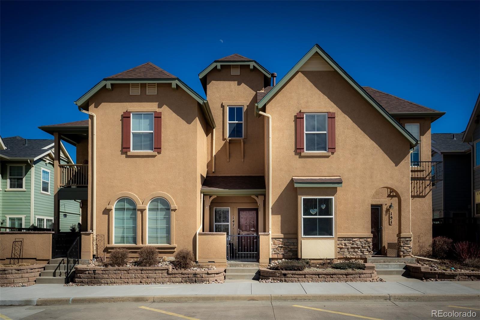 Gold Hill Mesa Colorado Springs Condo / Townhome | MLS #: 1955398147 S Raven Mine Drive , Colorado Springs Beds: 2 Baths: 2 Price: $455,000