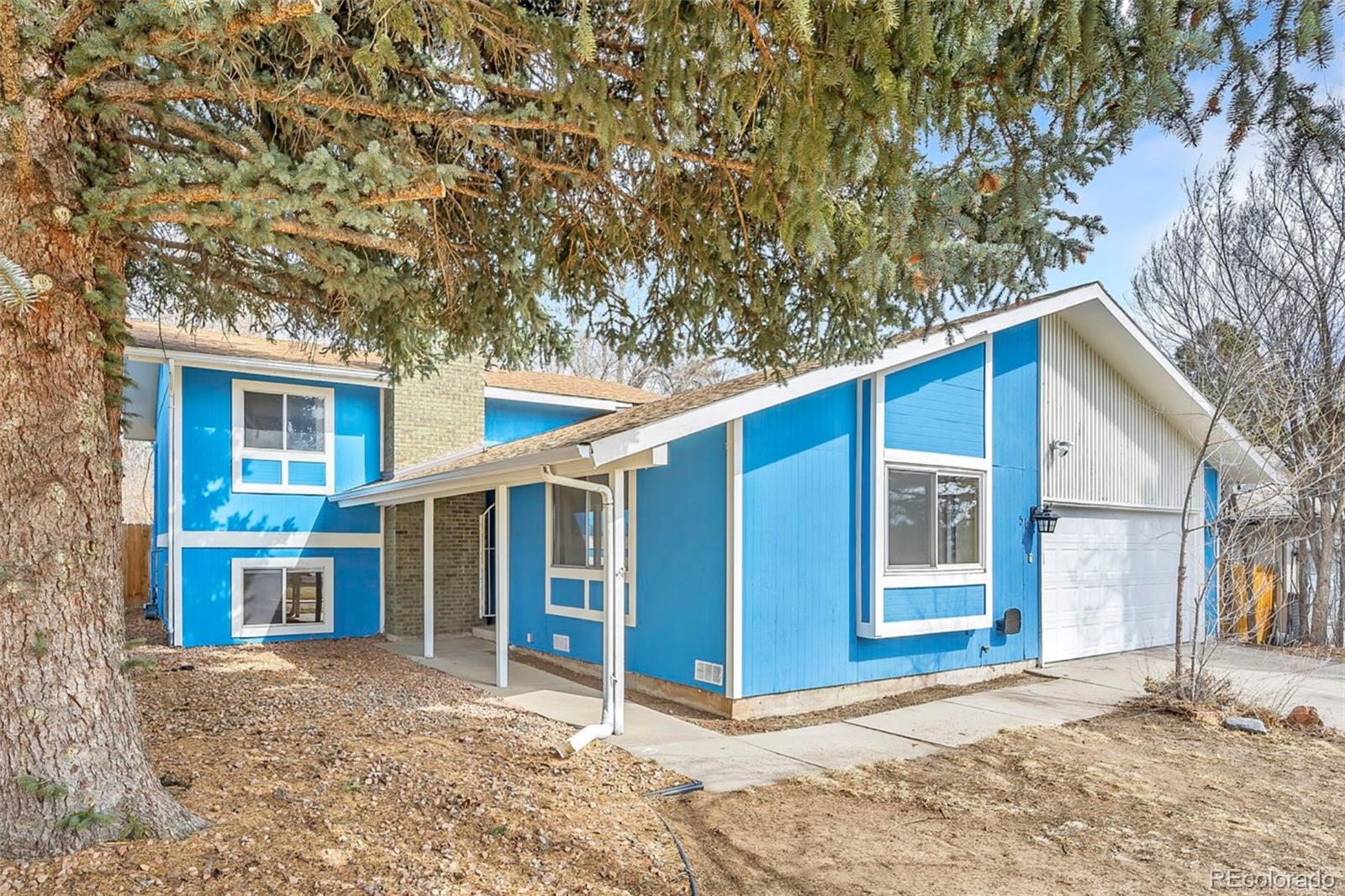 Vista Grande Terrace Colorado Springs Home | MLS #: 26503005109  Mira Loma Circle, Colorado Springs Beds: 4 Baths: 3 Price: $420,000