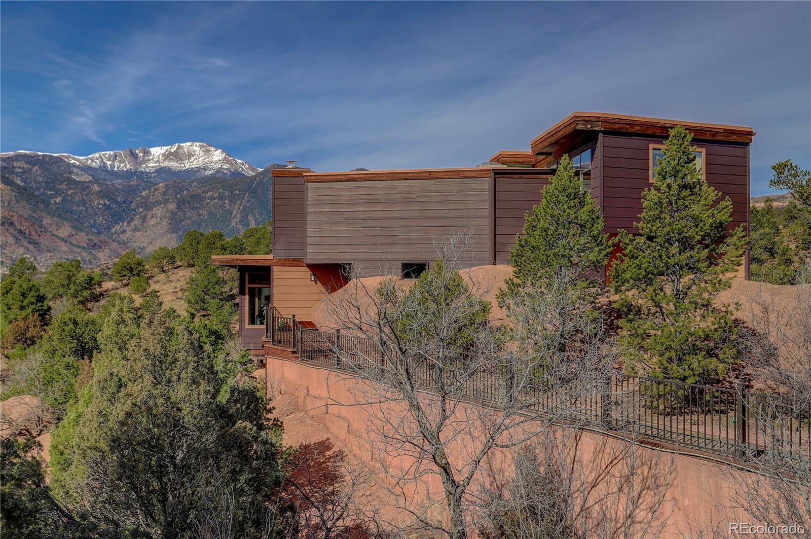 360 via linda vista, Manitou Springs sold home. Closed on 2025-05-01 for $1,050,000.