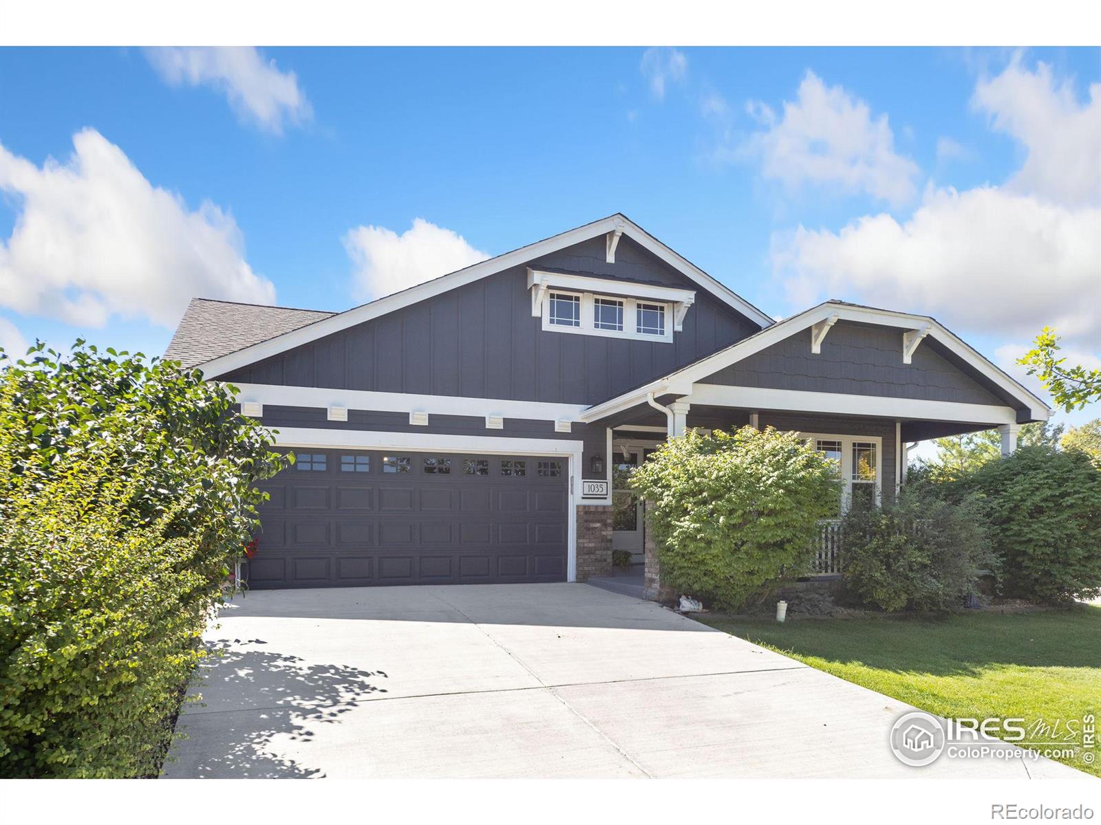1035  Canal Drive, windsor MLS: 4567891028116 Beds: 4 Baths: 3 Price: $589,000
