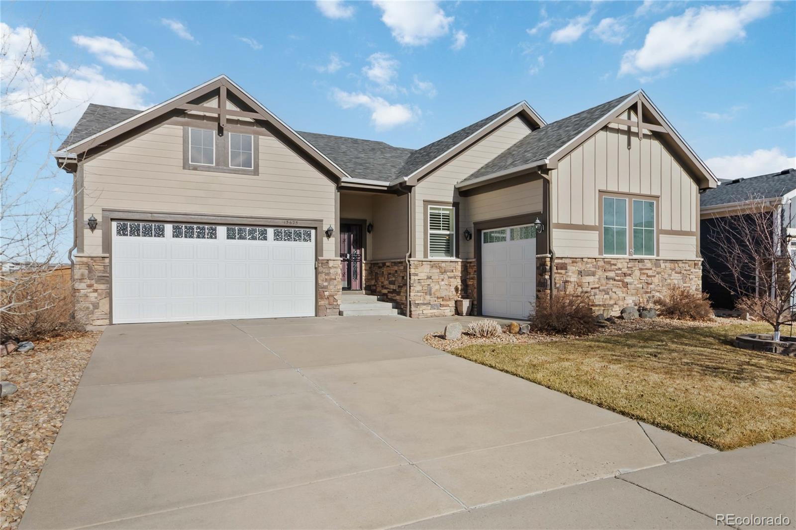 15625  Carob Circle, parker MLS: 4539904 Beds: 4 Baths: 3 Price: $779,900