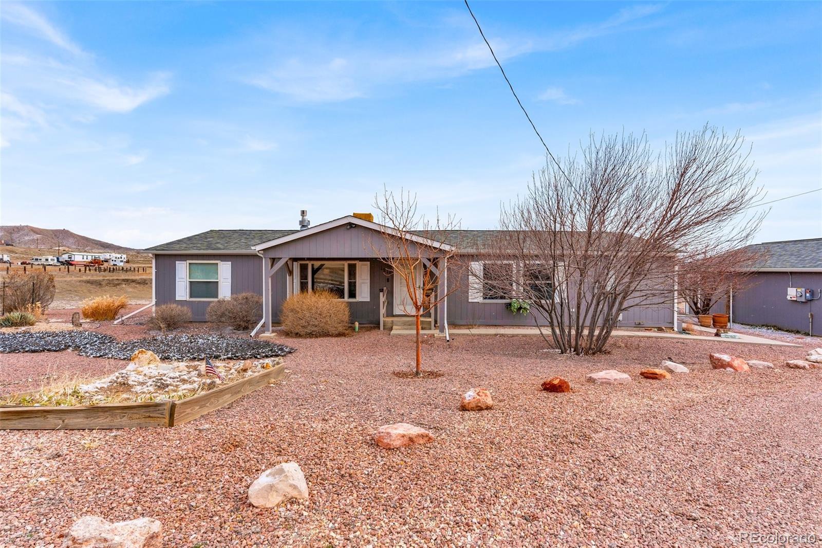 1414 york avenue, Canon City sold home. Closed on 2025-05-22 for $380,000.