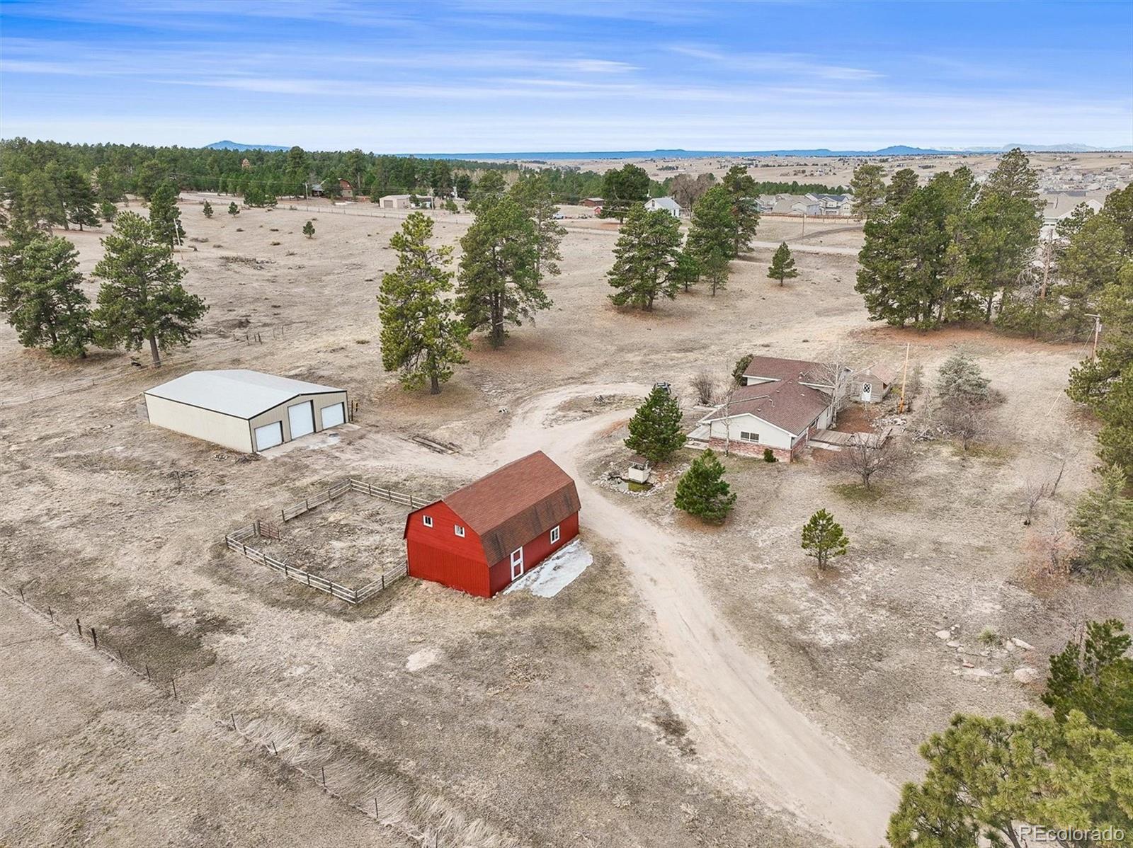 512  County Road 136 , elizabeth MLS: 7826293 Beds: 5 Baths: 3 Price: $799,000