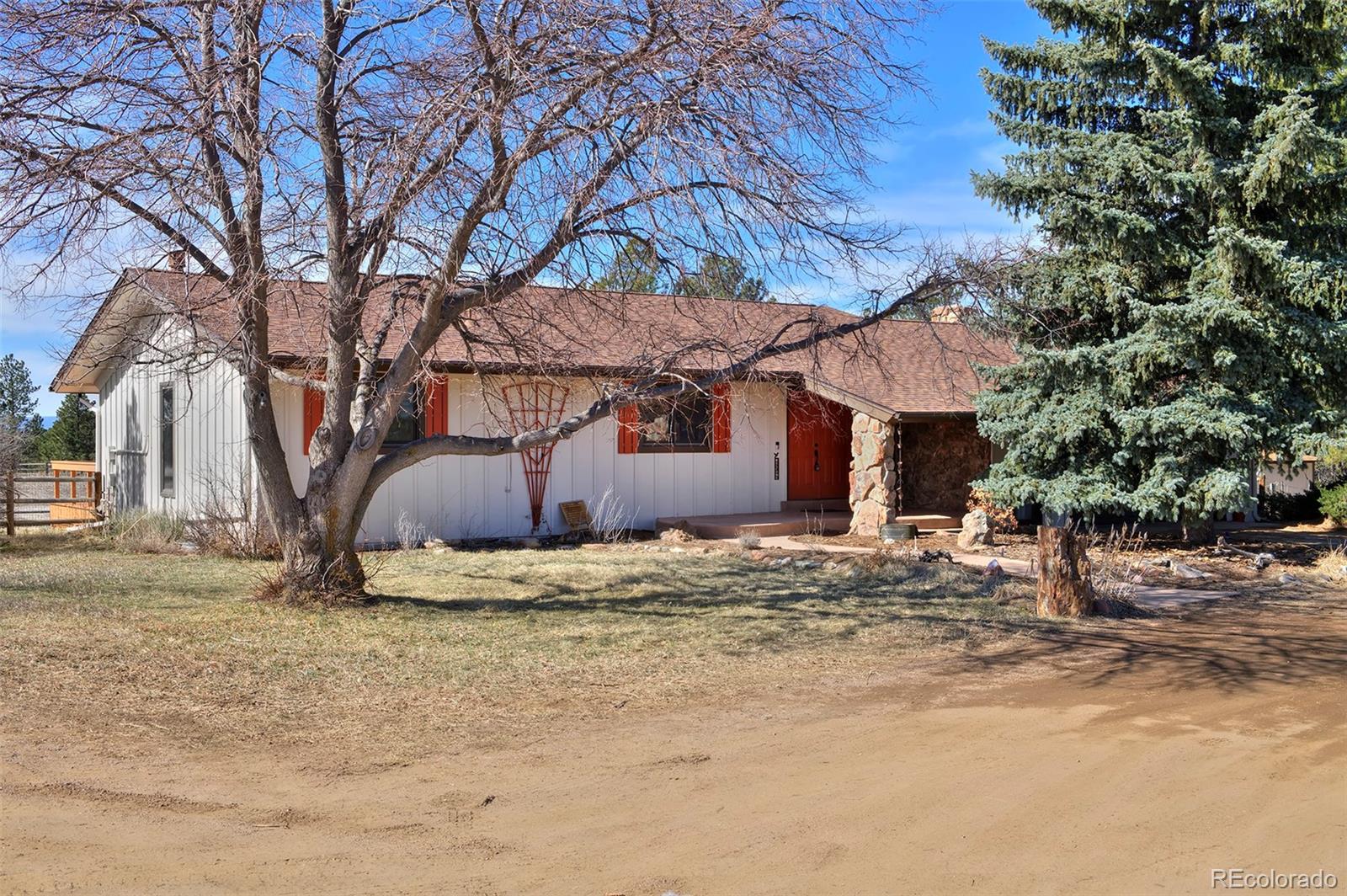 Bannockburn Franktown Home | MLS #: 52865671340  Deerpath Trail, Franktown Beds: 3 Baths: 3 Price: $775,000