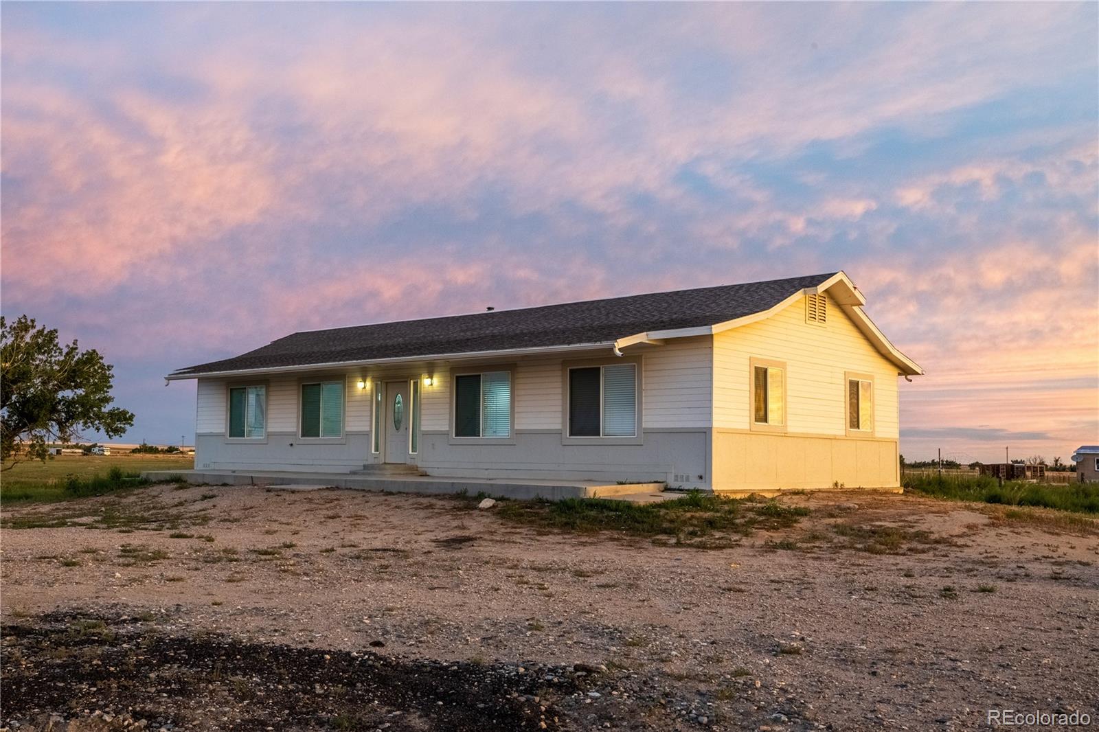 69101 e 72nd avenue, byers sold home. Closed on 2025-06-12 for $595,000.
