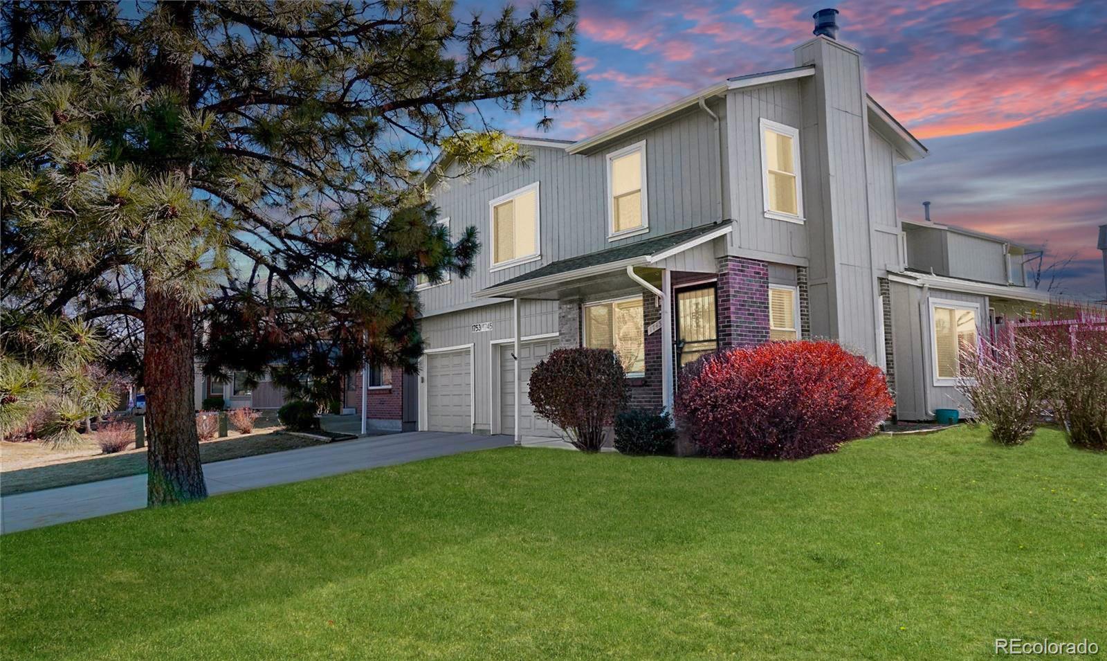 1745 S Kline Way, lakewood MLS: 3986889 Beds: 3 Baths: 3 Price: $399,000