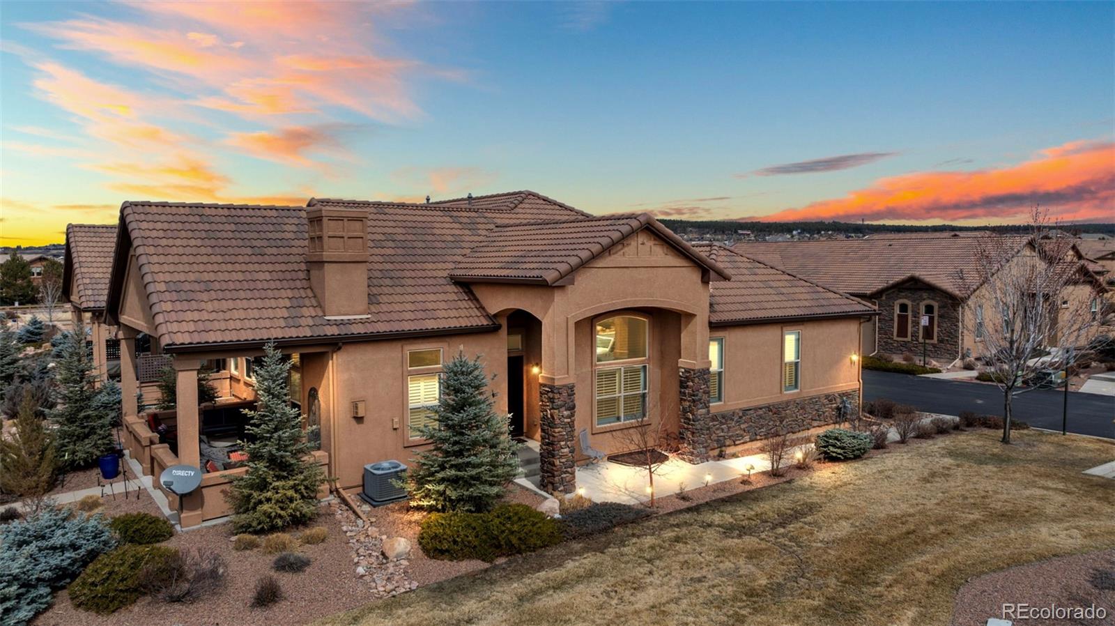 Flying Horse Colorado Springs Condo / Townhome | MLS #: 898815913035  Cake Bread Heights , Colorado Springs Beds: 3 Baths: 3 Price: $680,000