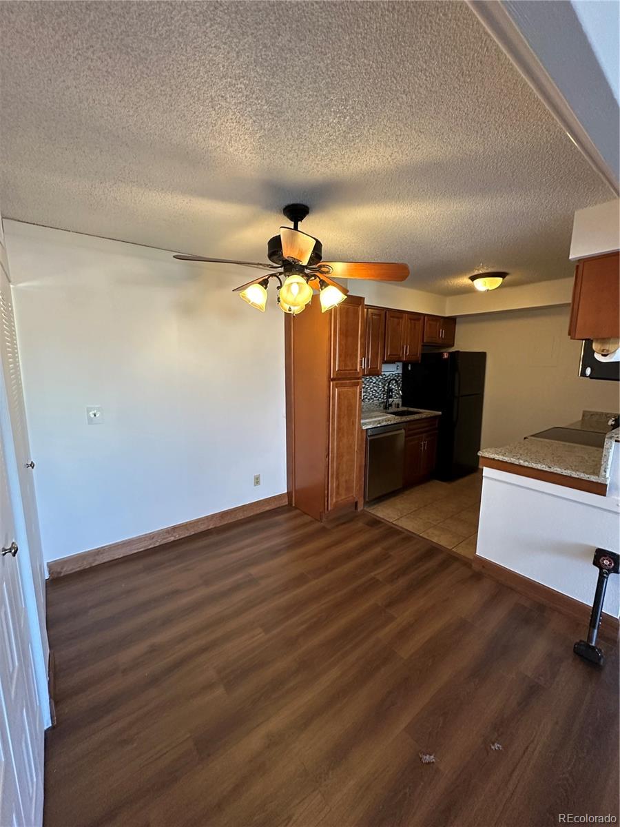Telegraph Hill Lakewood Condo / Townhome | MLS #: 57329617040 W 20th Avenue 206, Lakewood Beds: 1 Baths: 1 Price: $250,000