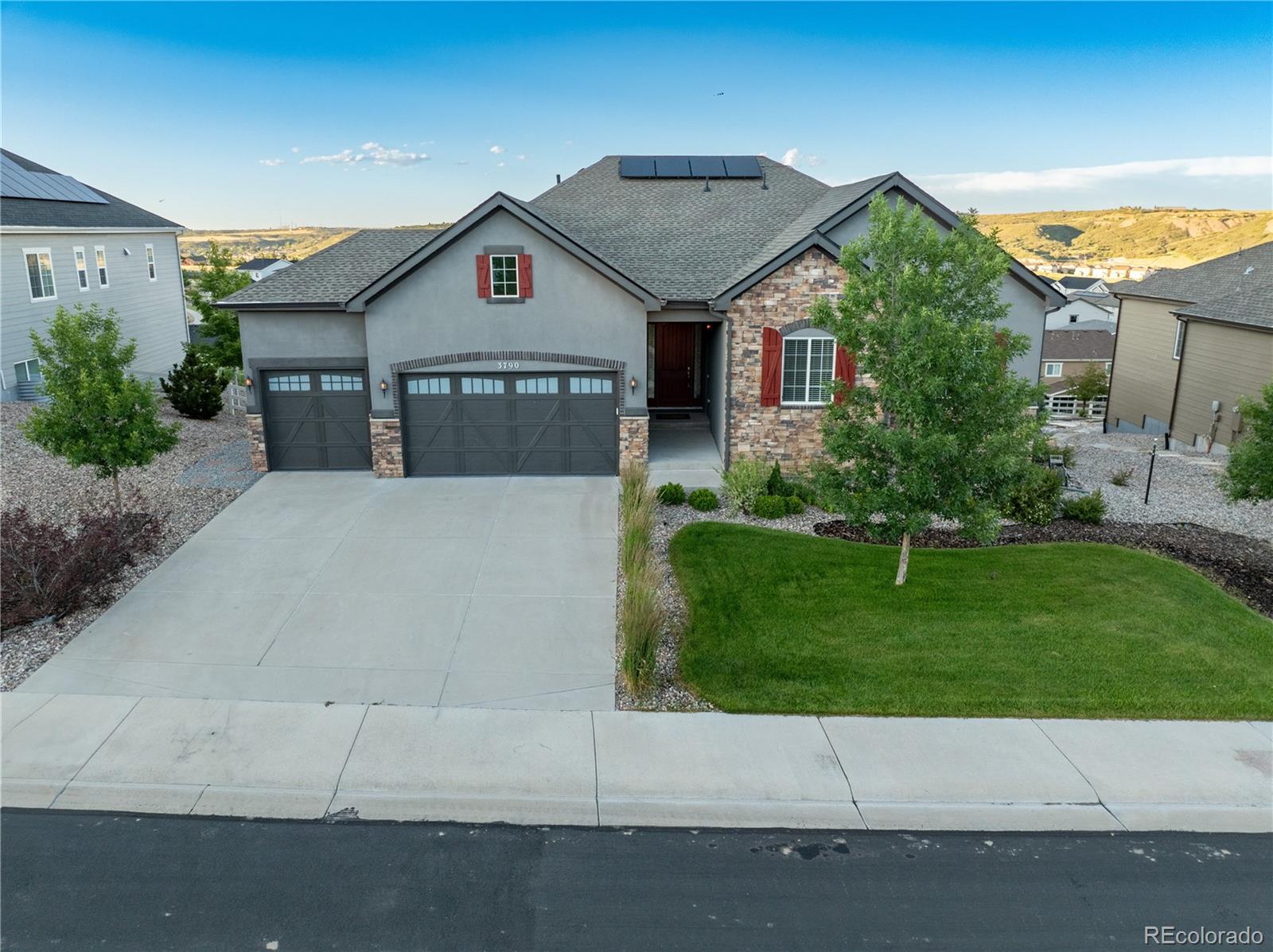 3790  Mighty Oaks Street, castle rock MLS: 8687800 Beds: 4 Baths: 3 Price: $825,000