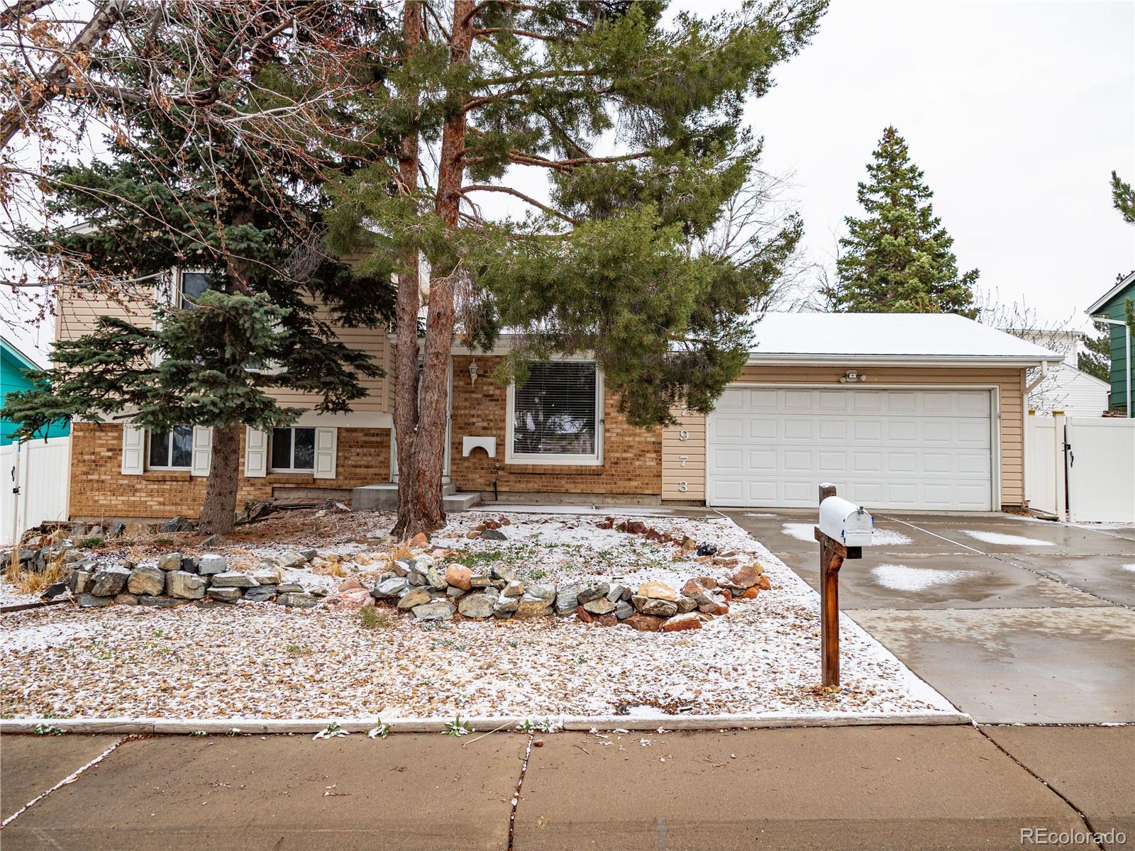 17973 E Iowa Drive, aurora MLS: 7035795 Beds: 3 Baths: 2 Price: $450,000