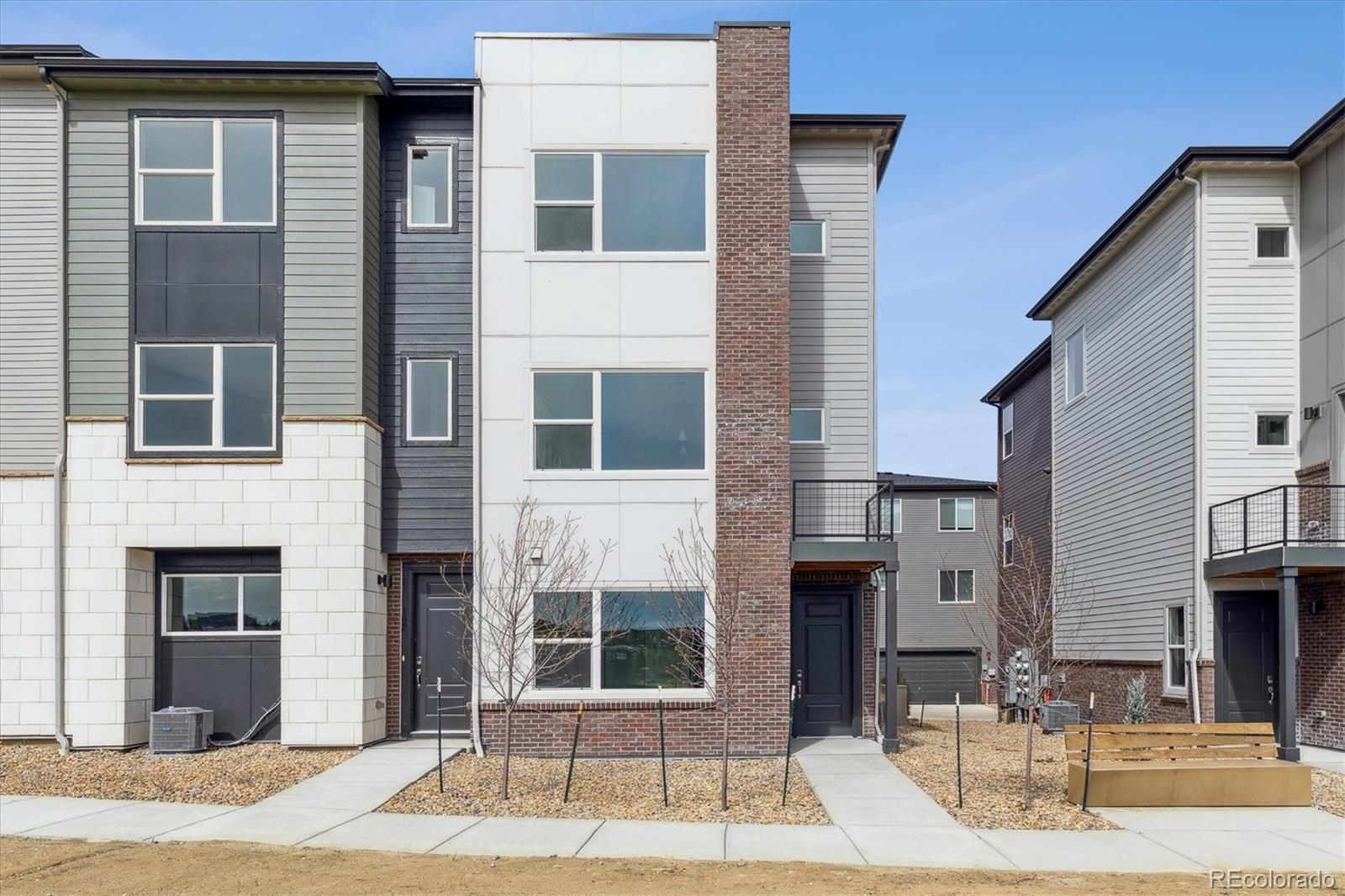  Broomfield Condo / Townhome | MLS #: 3255765453  Interlocken Boulevard 101, Broomfield Beds: 4 Baths: 4 Price: $574,990