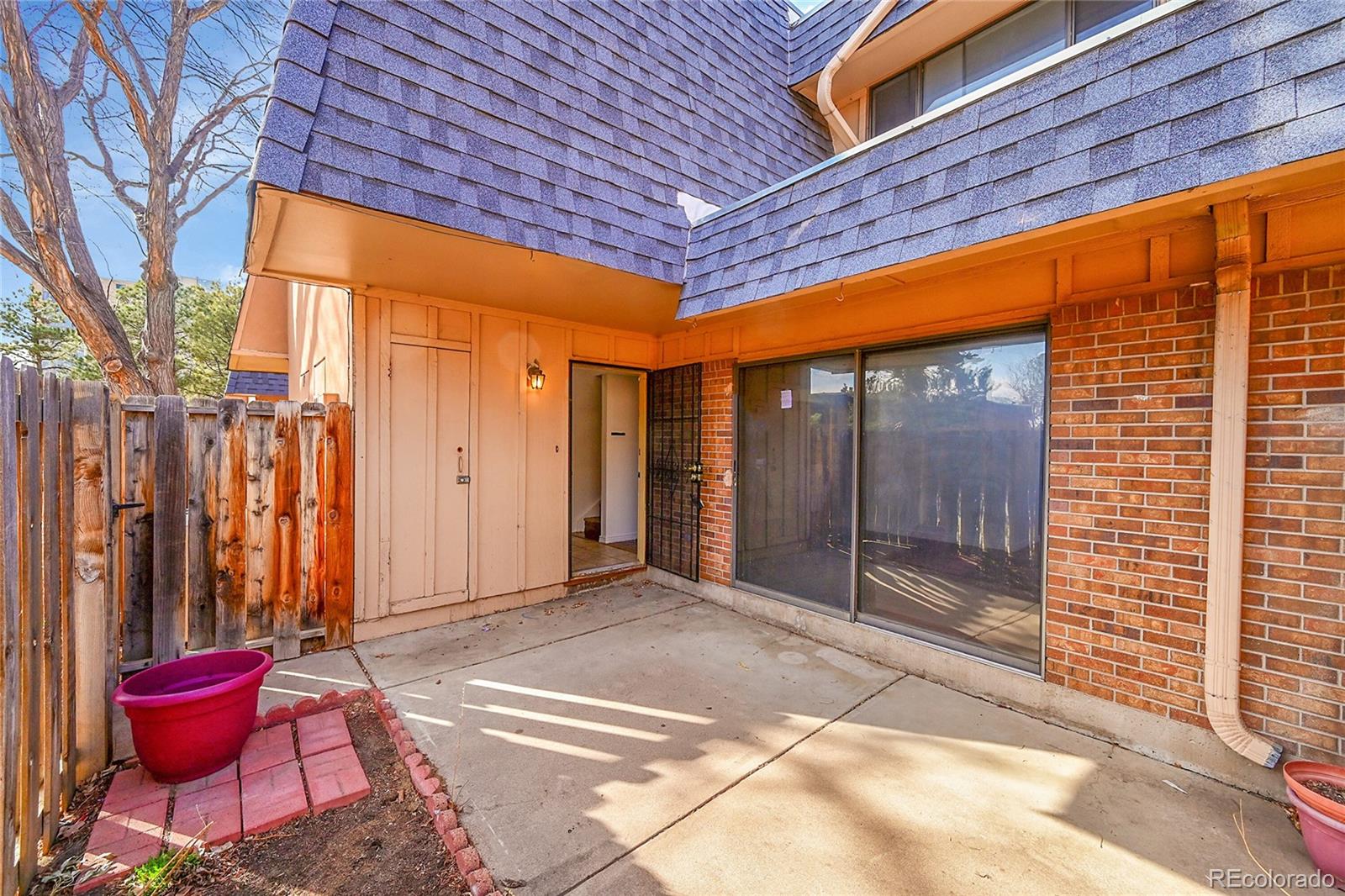 7995 E Mississippi Avenue C1, Denver  MLS: 3545246 Beds: 2 Baths: 2 Price: $220,000