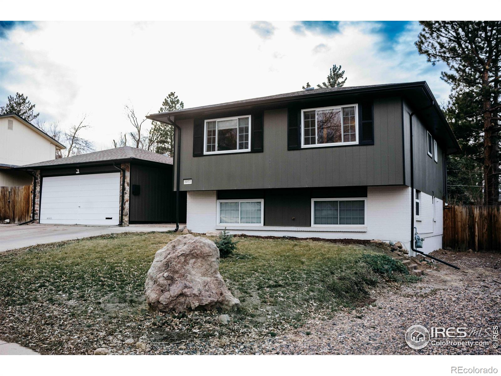 6833 S Buffalo Street, littleton MLS: 4567891028547 Beds: 3 Baths: 2 Price: $650,000