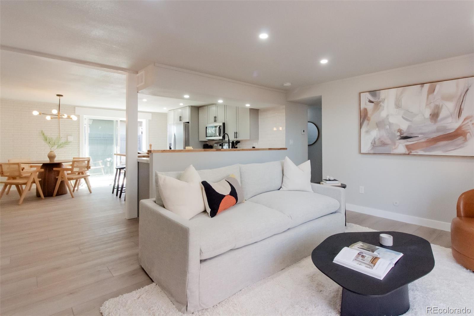 1020  stuart , denver MLS: 6411493 Beds: 2 Baths: 2 Price: $395,000