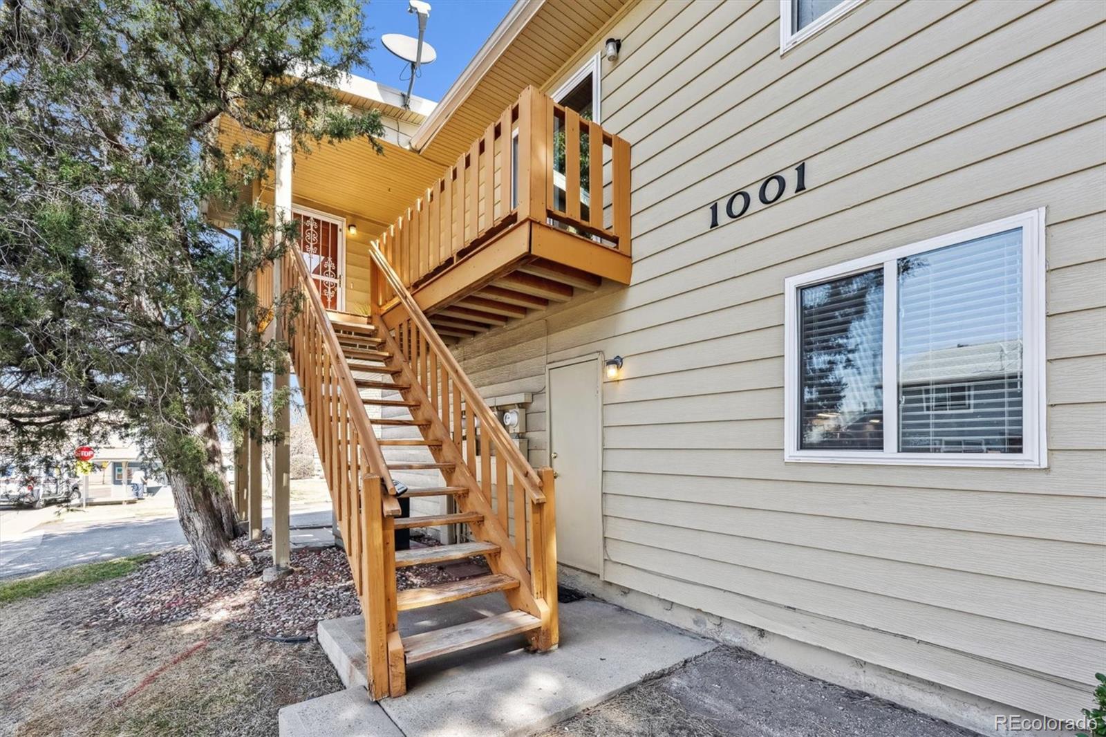 1001 w 112th avenue, Westminster sold home. Closed on 2025-05-01 for $320,000.