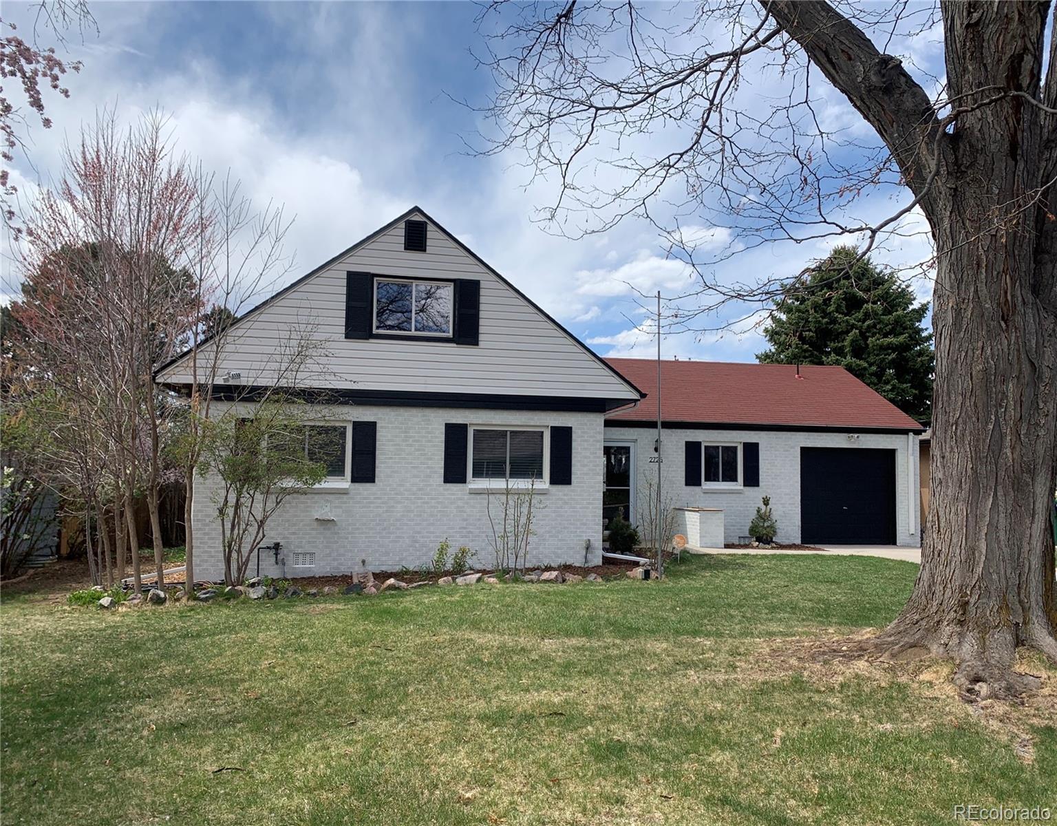 2725 s monroe street, Denver sold home. Closed on 2025-10-03 for $935,000.