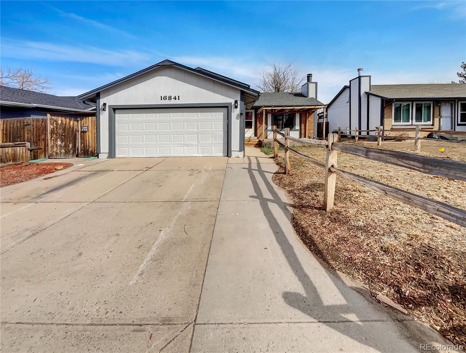 Mission Viejo Aurora Home | MLS #: 482831916841 E Mansfield Circle, Aurora Beds: 3 Baths: 2 Price: $455,000