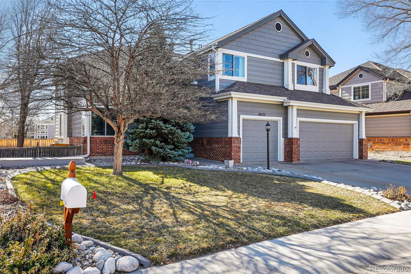 16123  Quarry Hill Drive, parker MLS: 1606600 Beds: 3 Baths: 4 Price: $699,999