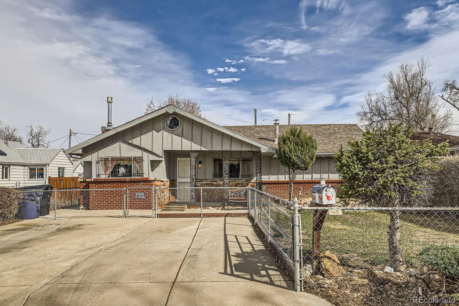 828 S Osceola Street, denver MLS: 3933876 Beds: 5 Baths: 2 Price: $345,000
