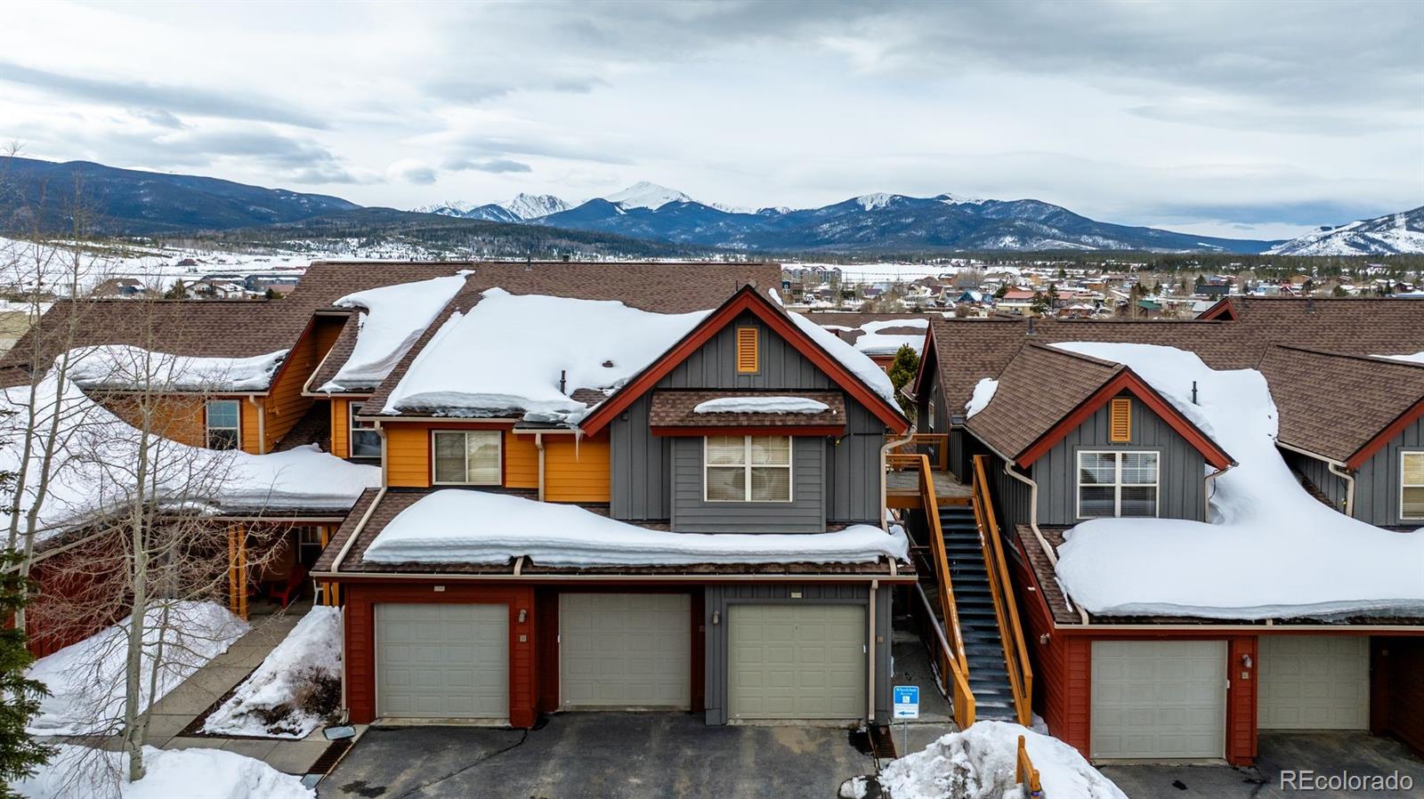 37 waterside court, Fraser sold home. Closed on 2025-07-02 for $840,000.