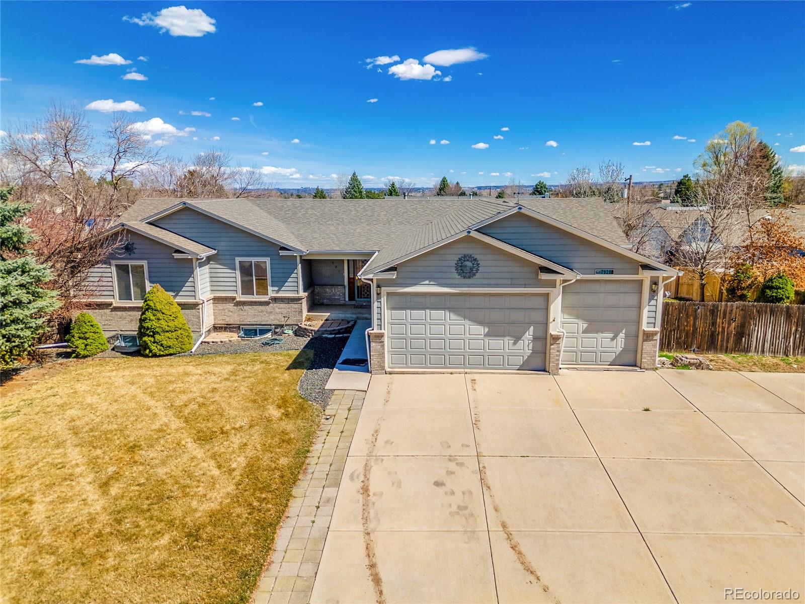 7928 S Dudley Street, littleton MLS: 6567882 Beds: 4 Baths: 4 Price: $750,000