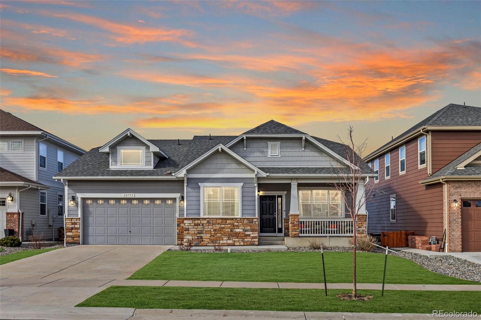 20795  Scenic Park Drive, parker MLS: 5512601 Beds: 3 Baths: 3 Price: $775,000