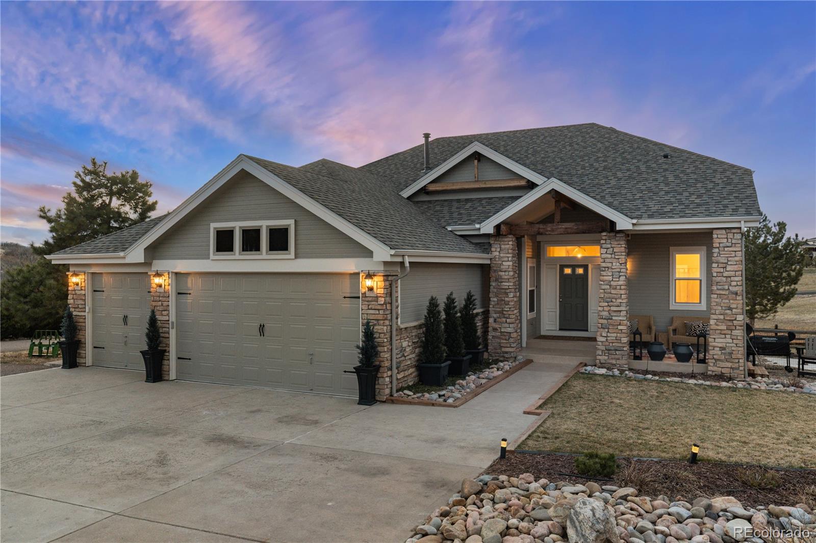 1658  glade gulch road, Castle Rock sold home. Closed on 2025-07-01 for $1,279,000.