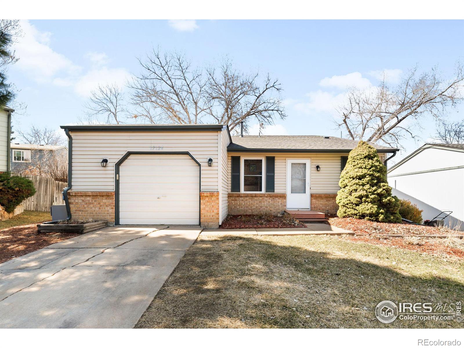 Summer Valley Aurora Home | MLS #: 456789102898117124 E Wagon Trail Parkway, Aurora Beds: 2 Baths: 2 Price: $425,000