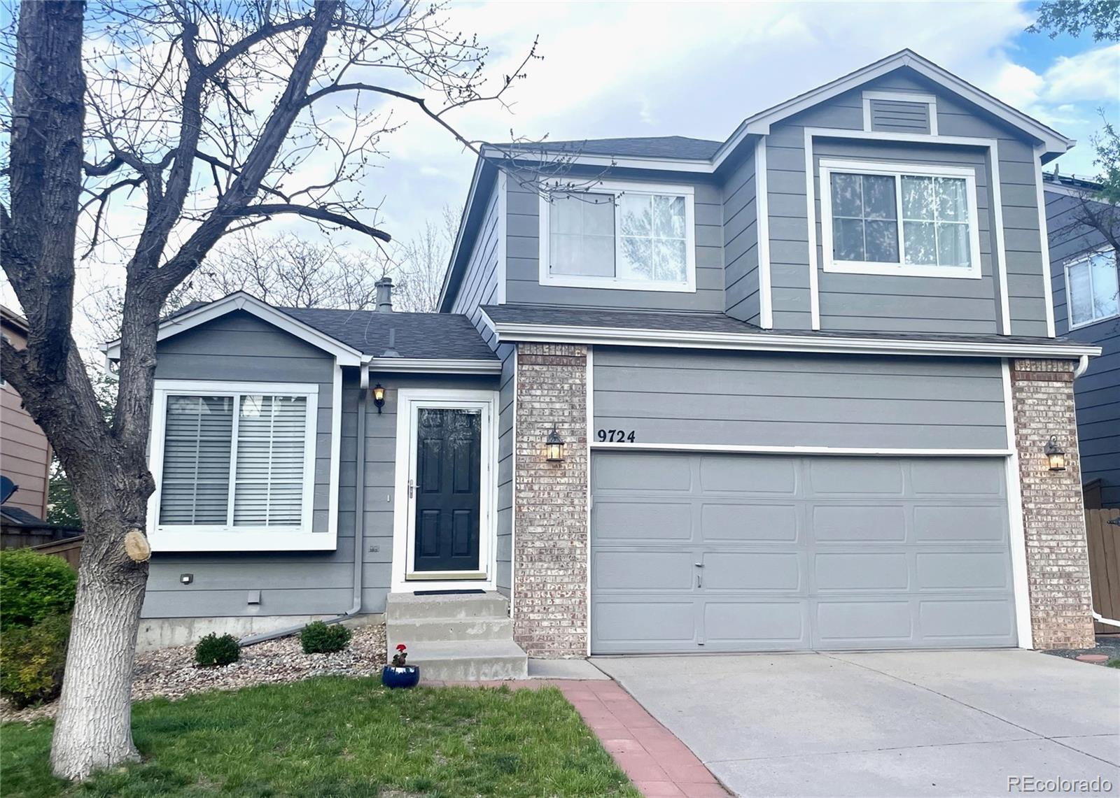 9724  Cove Creek Drive, highlands ranch MLS: 8469313 Beds: 3 Baths: 3 Price: $639,000