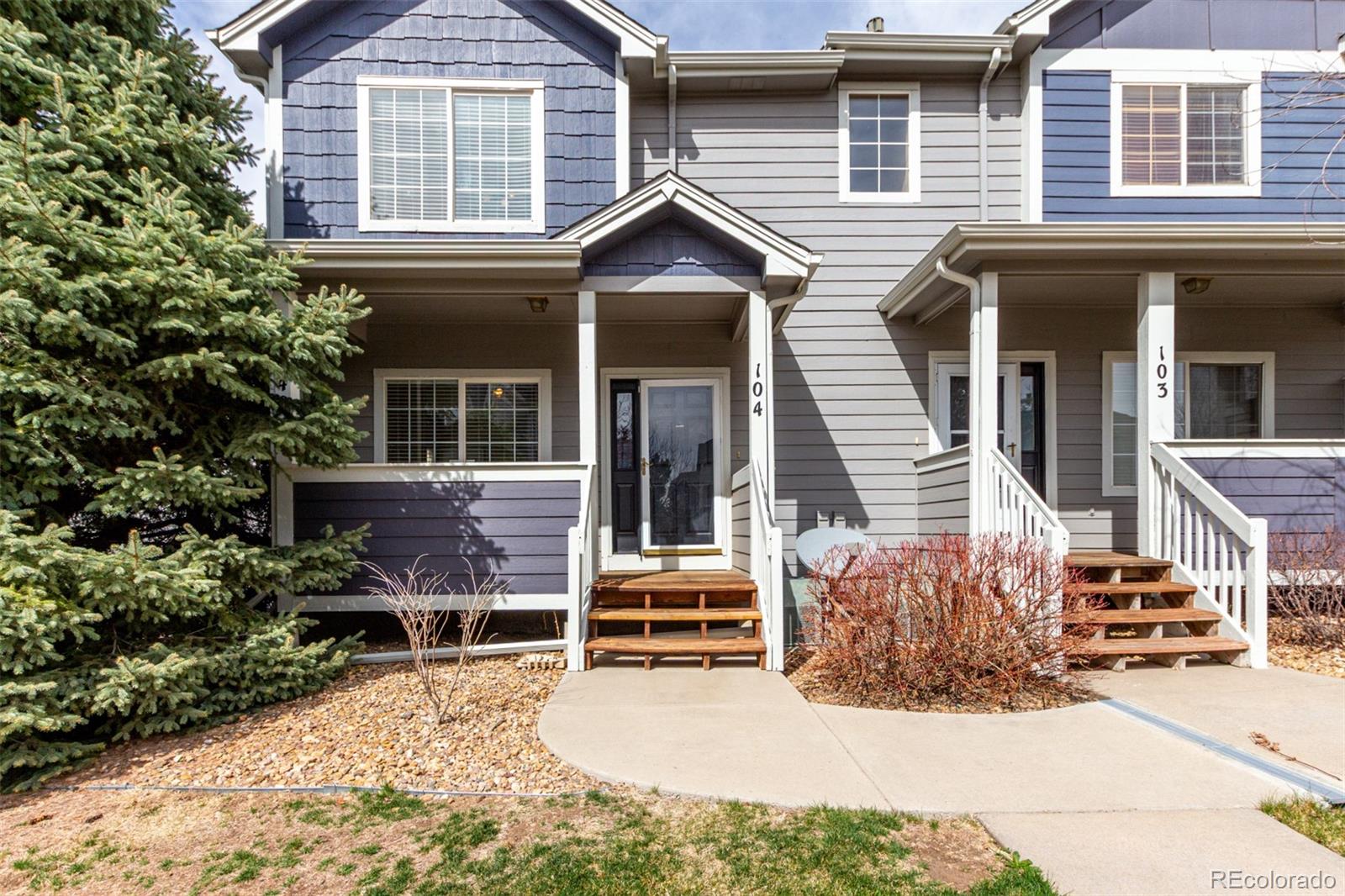 Louisiana Purchase Aurora Condo / Townhome | MLS #: 225530219240 E Carolina Drive 104, Aurora Beds: 2 Baths: 3 Price: $334,975