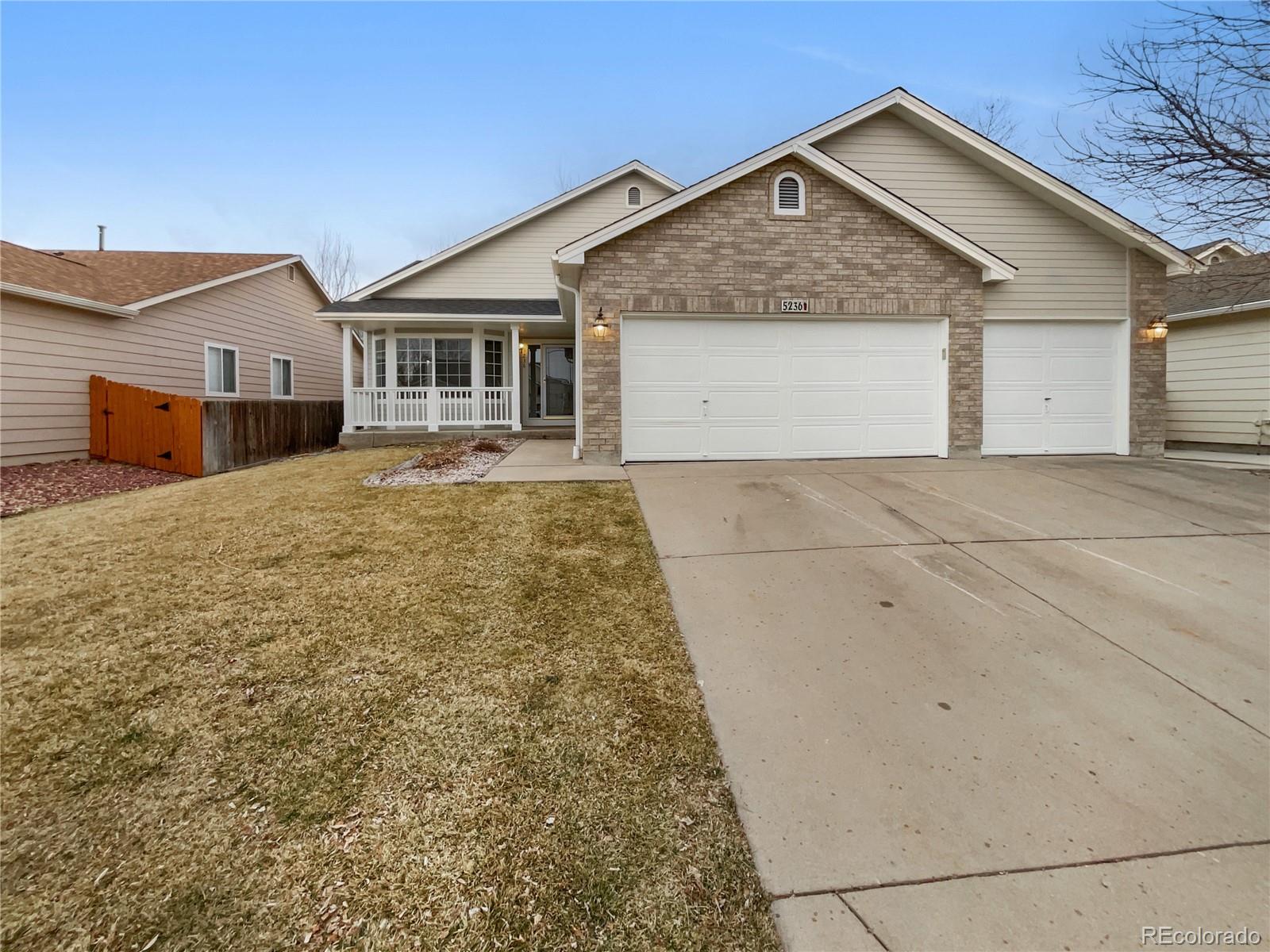 5236 S Liverpool Way, centennial MLS: 1816302 Beds: 3 Baths: 3 Price: $579,000