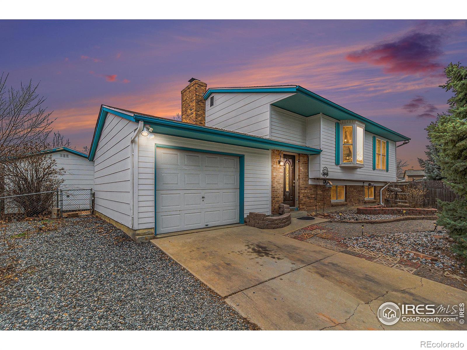 2140  Bowen Street, longmont MLS: 4567891029072 Beds: 4 Baths: 2 Price: $475,000