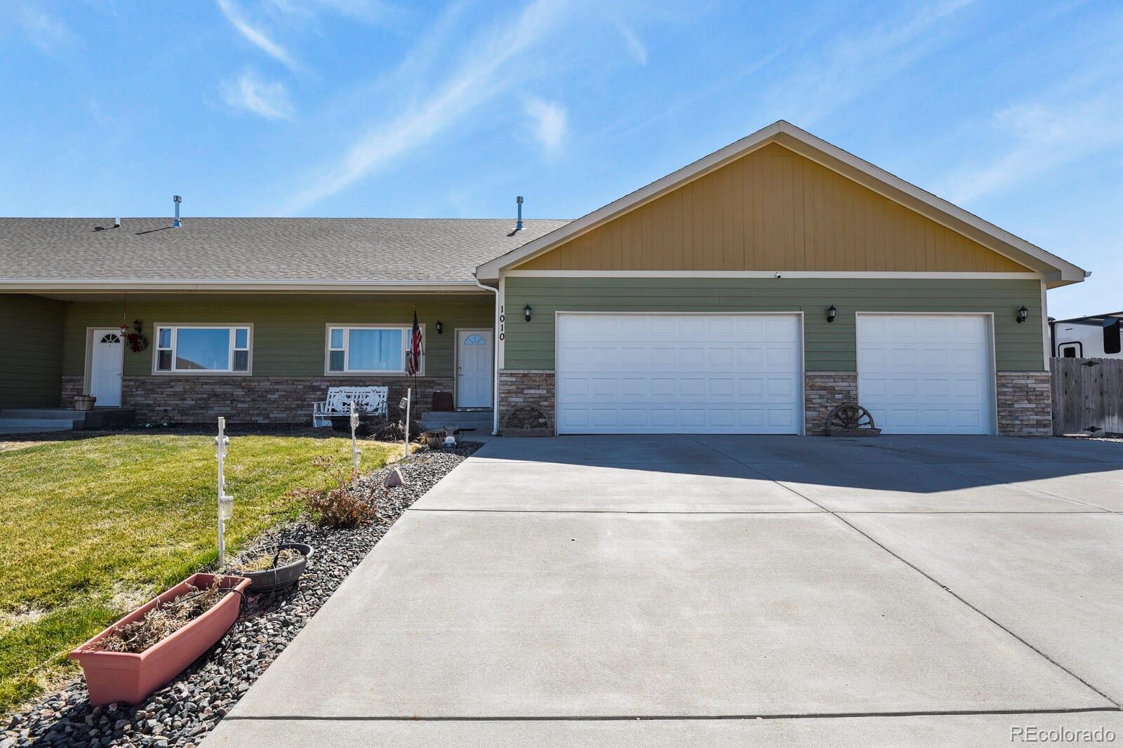1010  Viewridge Road, bennett MLS: 5629435 Beds: 4 Baths: 3 Price: $545,000