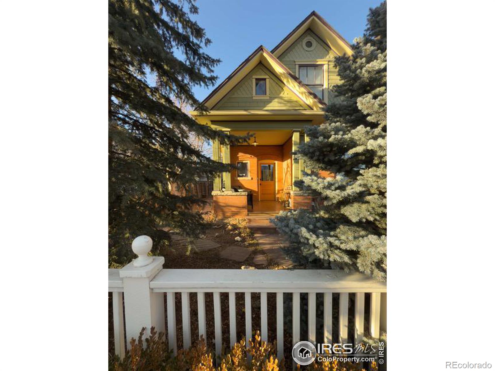 2137  Pine Street, boulder MLS: 4567891029136 Beds: 3 Baths: 2 Price: $2,200,000