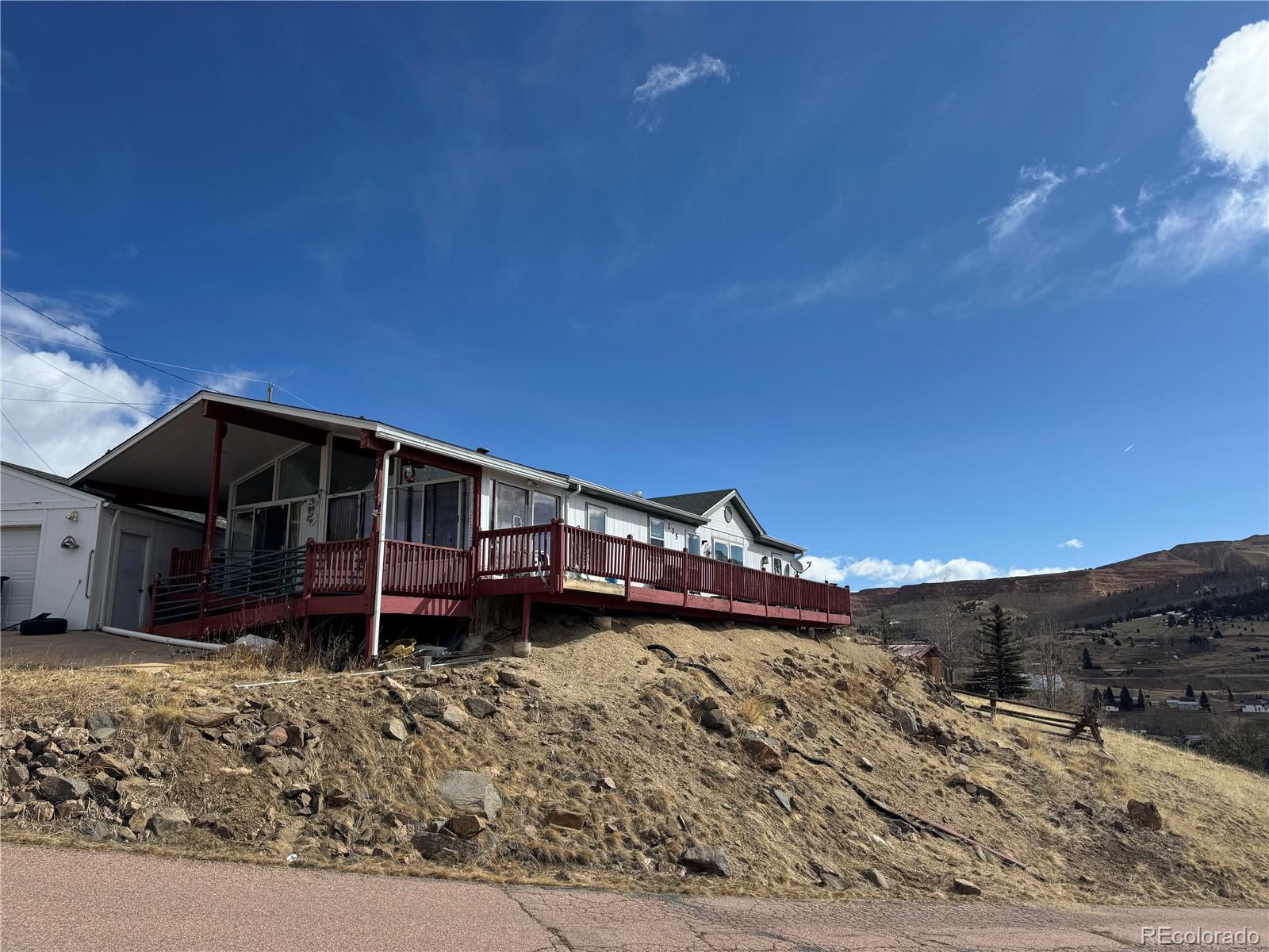 235 w may street, Cripple Creek sold home. Closed on 2025-04-30 for $125,000.