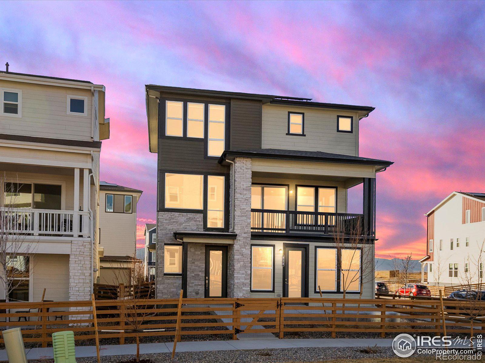 928  Farrier Lane, lafayette MLS: 4567891029192 Beds: 3 Baths: 4 Price: $845,000