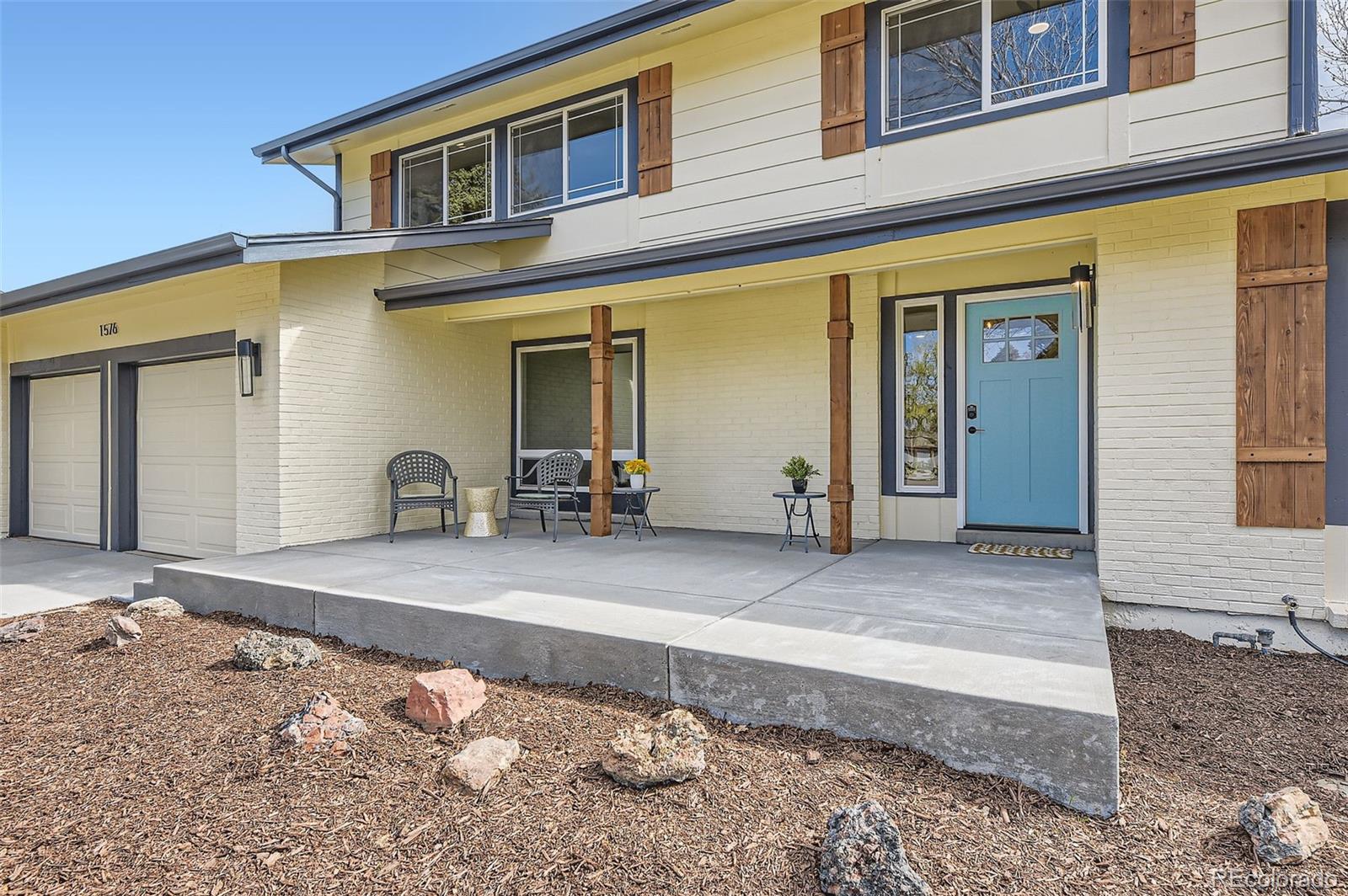 1576 E Mineral Avenue, centennial MLS: 5671961 Beds: 5 Baths: 4 Price: $900,000