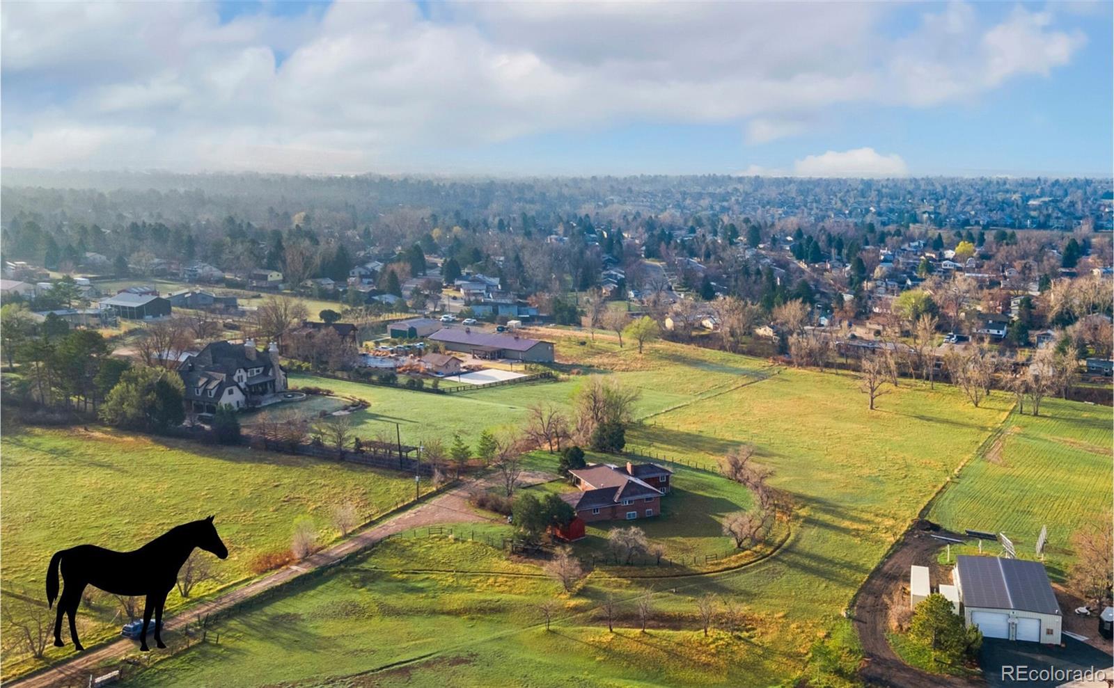 5800 w bowles avenue, Littleton sold home. Closed on 2025-05-14 for $1,350,000.