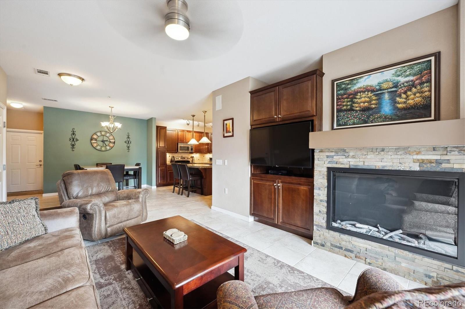  Parker Condo / Townhome | MLS #: 237861416600  Las Ramblas Lane B, Parker Beds: 2 Baths: 2 Price: $435,000