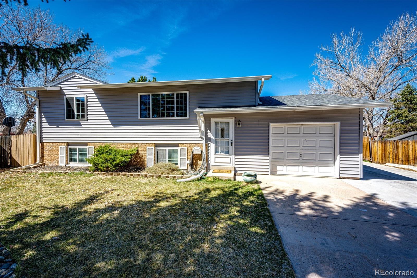 12851 E Carolina Drive, aurora MLS: 6864841 Beds: 3 Baths: 2 Price: $475,000