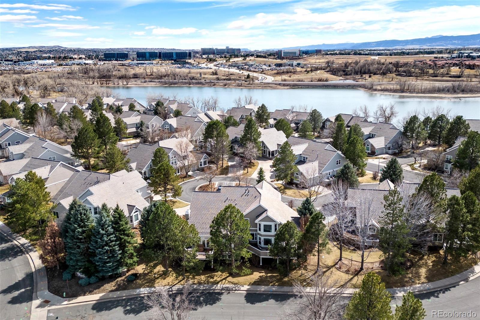 1931 w sanibel court, Littleton sold home. Closed on 2025-07-08 for $750,000.