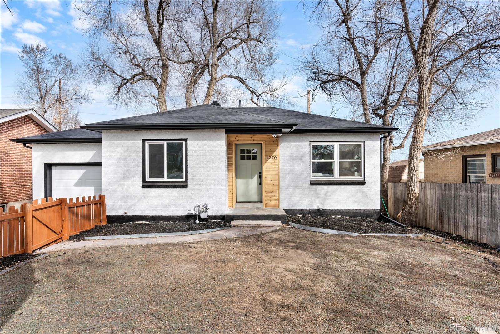 1270  Ames Street, lakewood MLS: 9135284 Beds: 3 Baths: 2 Price: $539,900