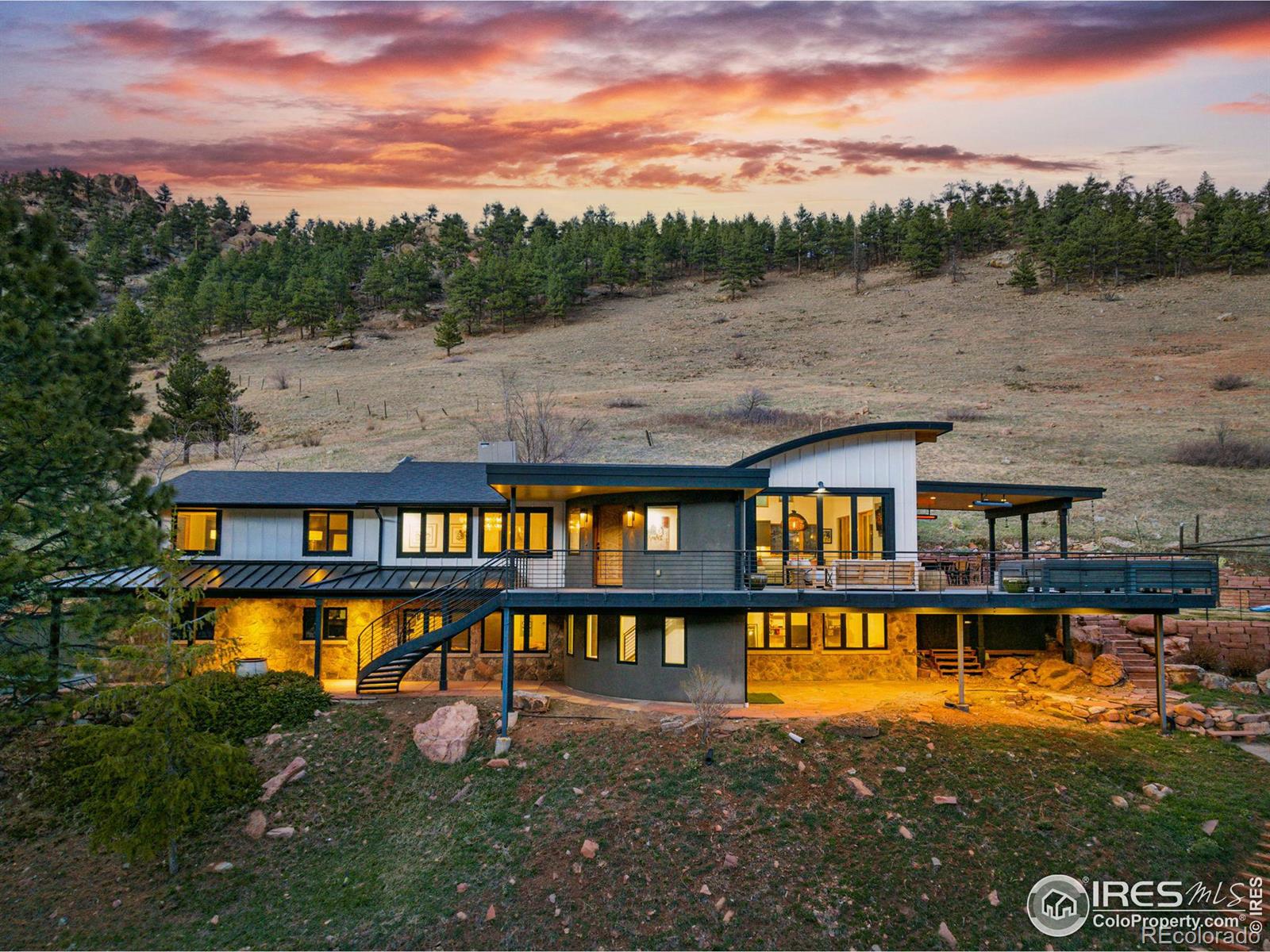 664  Sunshine Canyon Drive, boulder MLS: 4567891029384 Beds: 5 Baths: 4 Price: $2,675,000