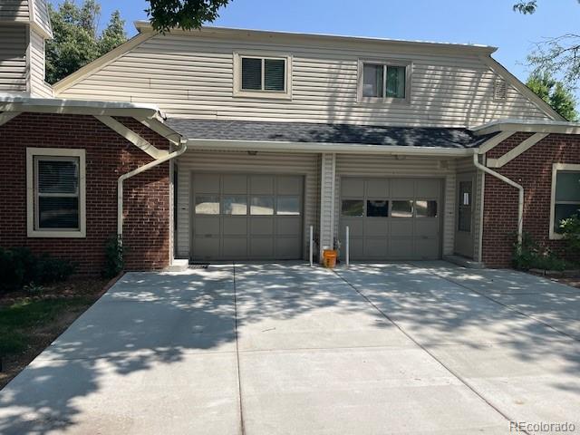1829 s lee street, Lakewood sold home. Closed on 2025-05-30 for $355,000.