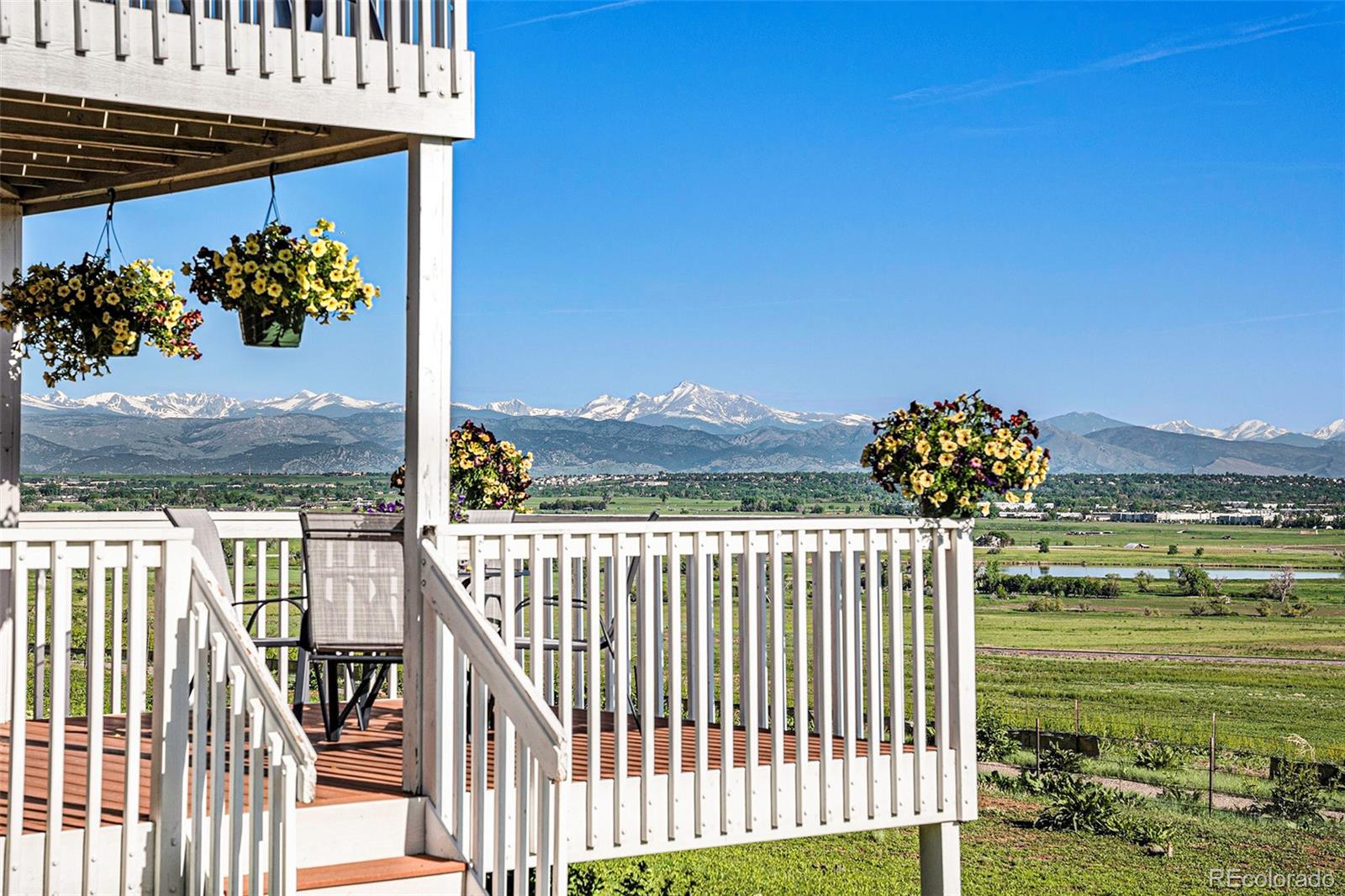 2179  Sunridge Circle , Broomfield  MLS: 3957382 Beds: 2 Baths: 1 Price: $380,000
