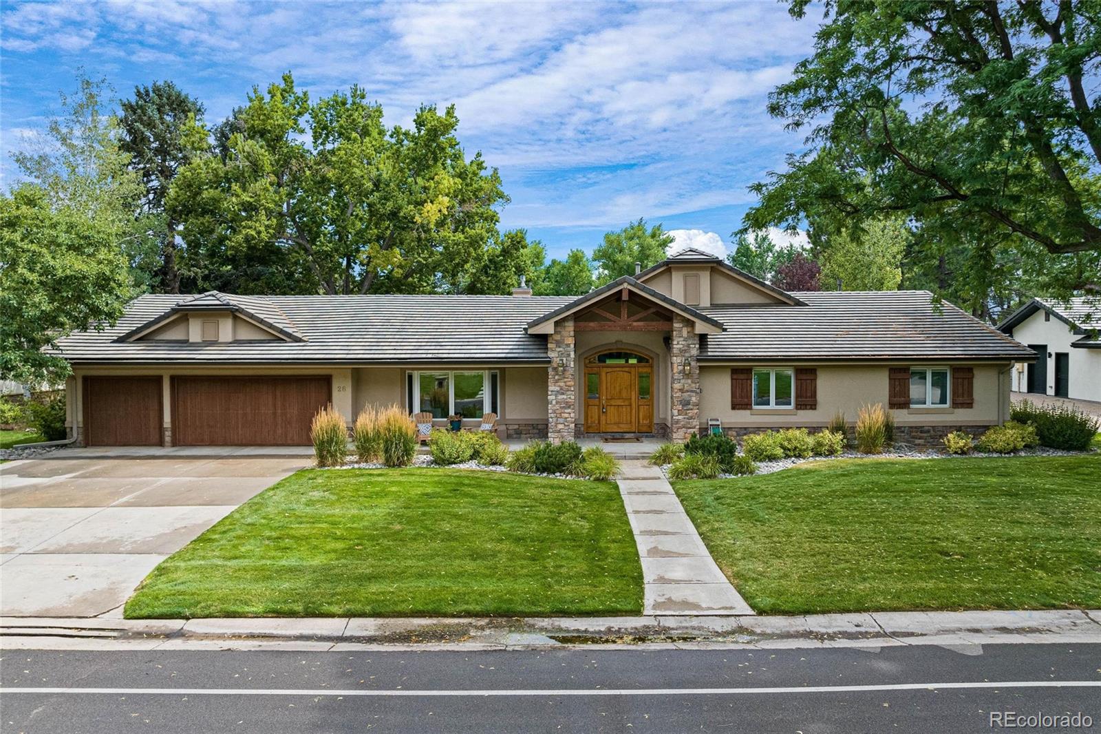 26  wedge way, Littleton sold home. Closed on 2025-10-01 for $2,050,000.