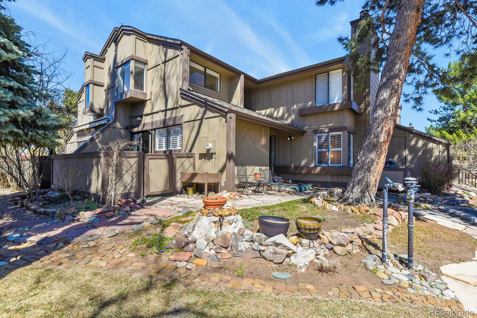 10732 W Florida Avenue B, Lakewood  MLS: 5128869 Beds: 4 Baths: 4 Price: $485,000