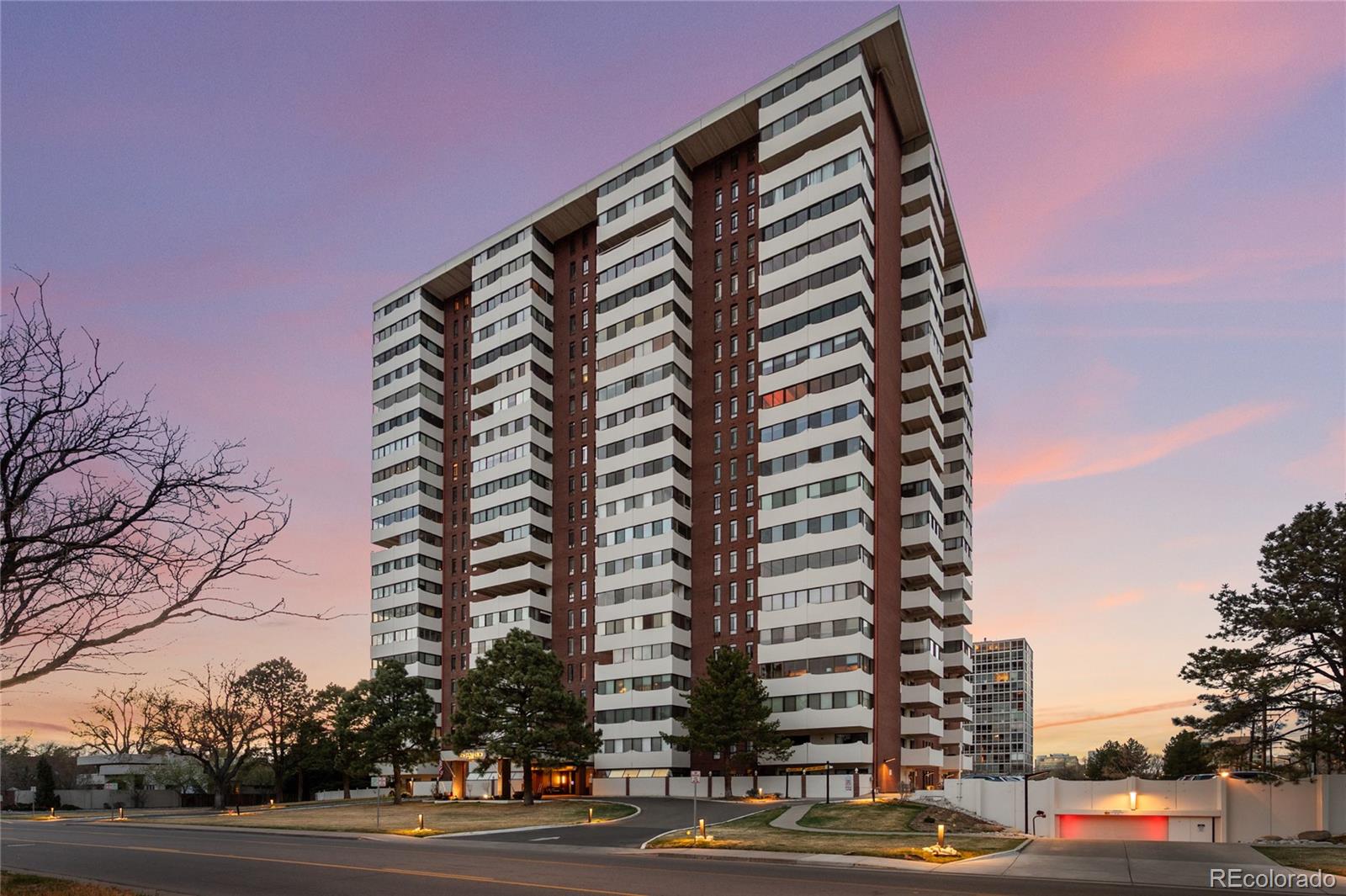 Cherry Creek Denver Condo / Townhome | MLS #: 89855163131 E Alameda Avenue 1203, Denver Beds: 2 Baths: 2 Price: $399,900