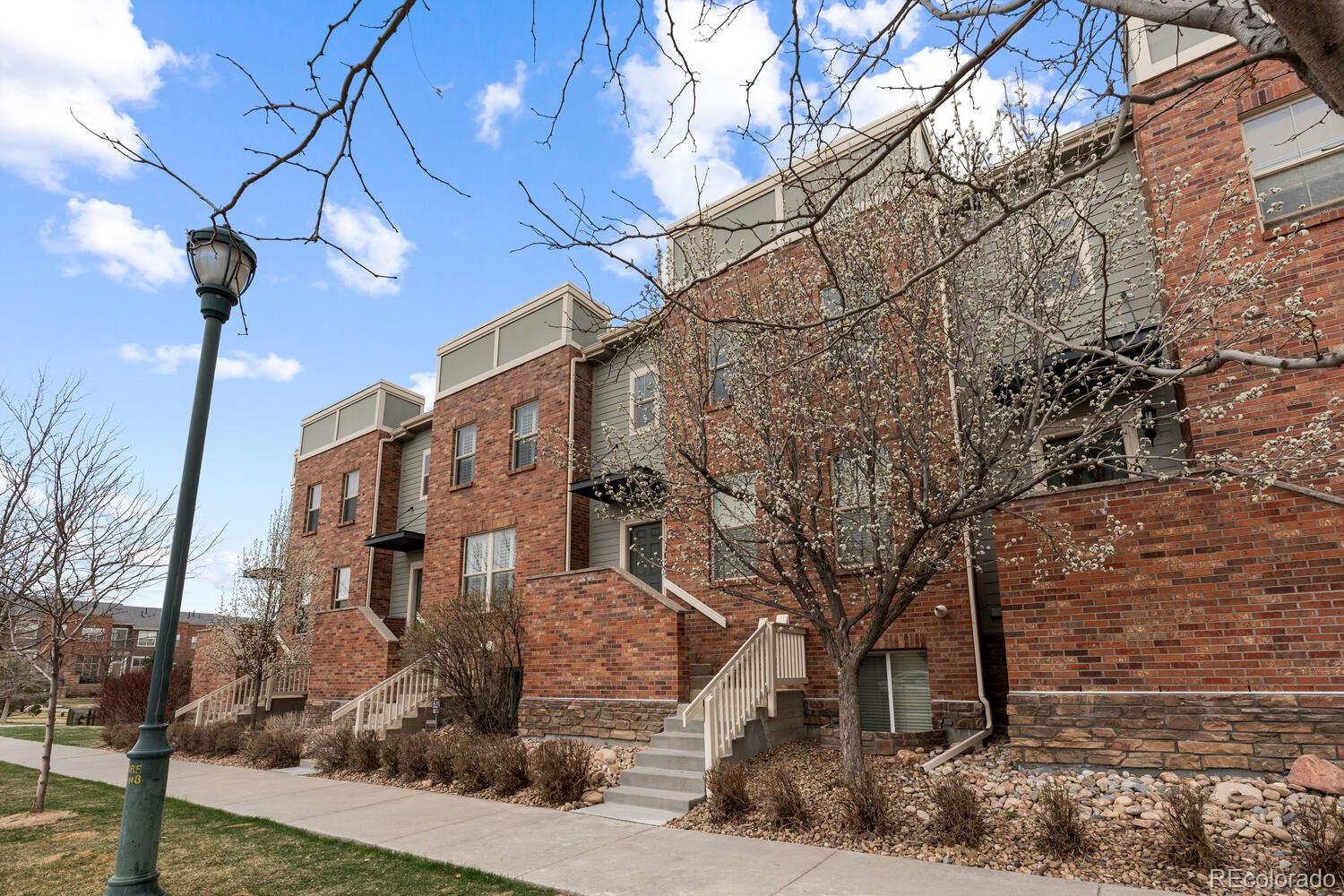 10204  Ridgegate Circle , Lone Tree  MLS: 5915347 Beds: 3 Baths: 3 Price: $699,000